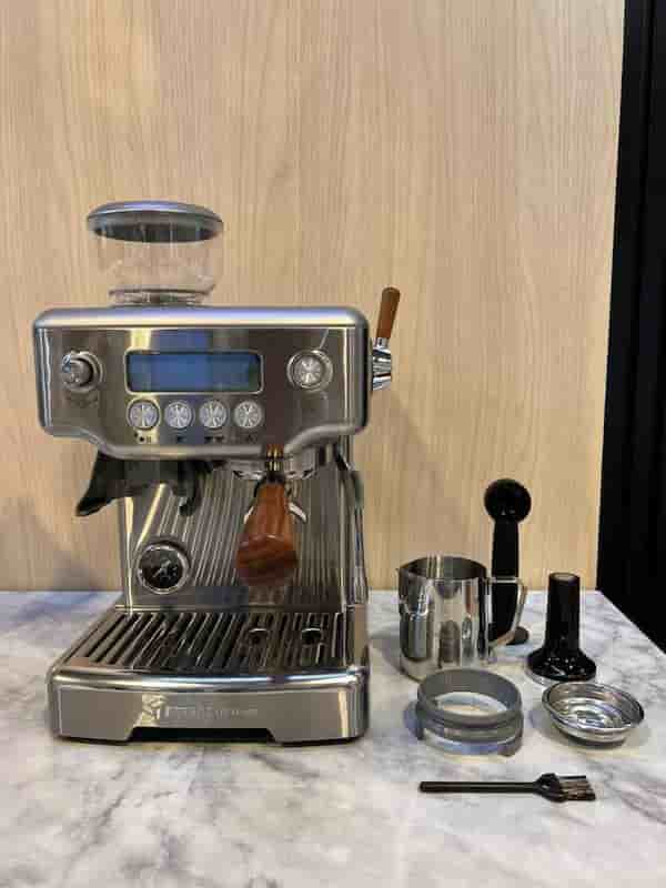 ESPRESSO MAKER MEBASHI ME-CCM2073 mr-kitchenn-3